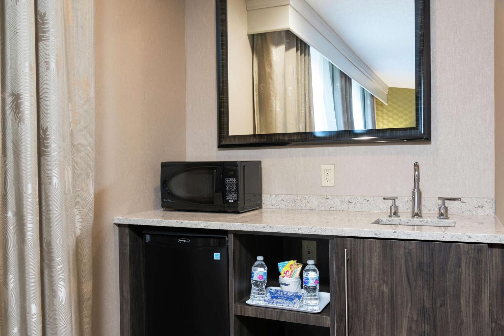 Hampton Inn Mount Pleasant Exteriér fotografie