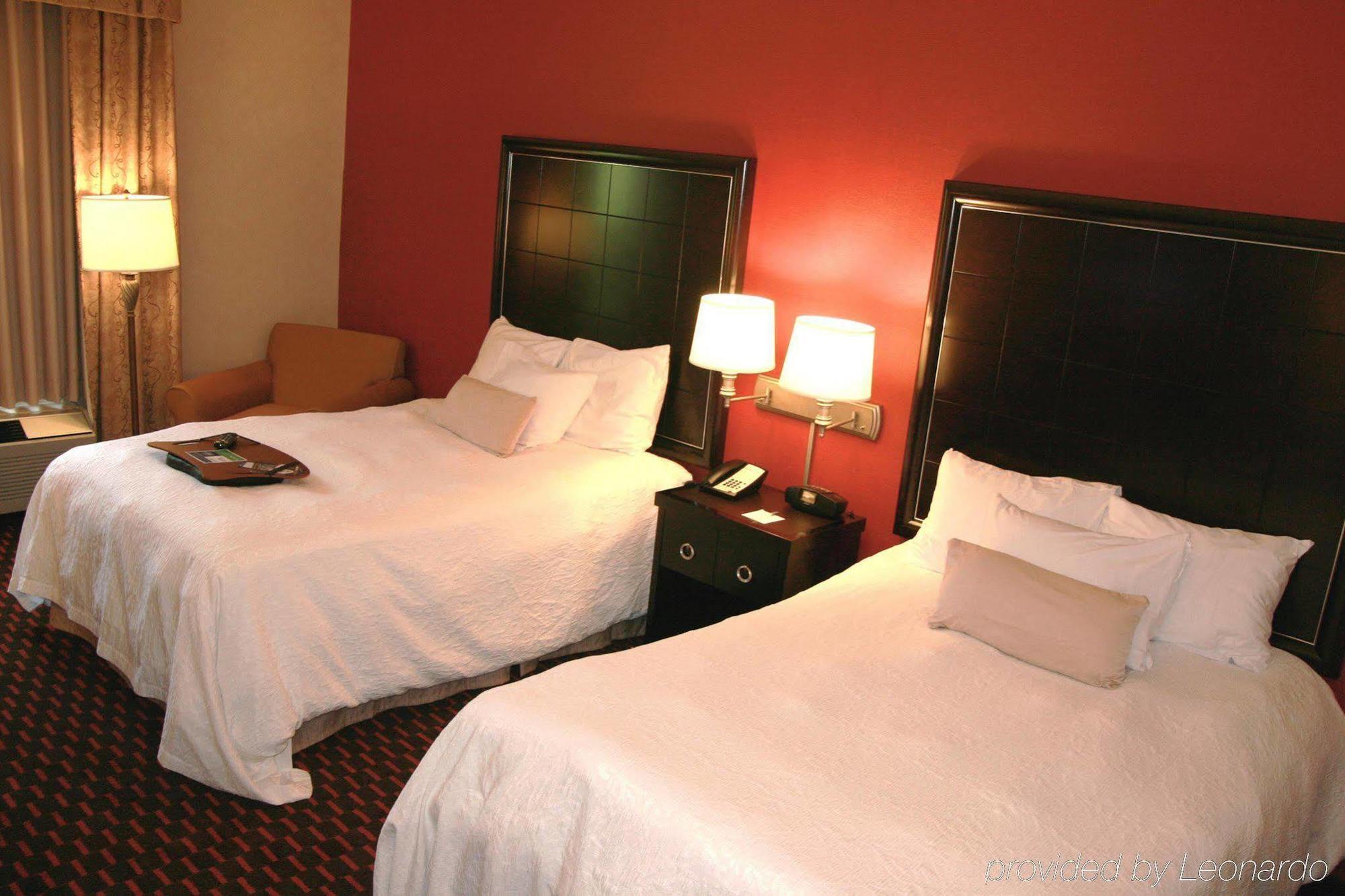 Hampton Inn Mount Pleasant Pokoj fotografie