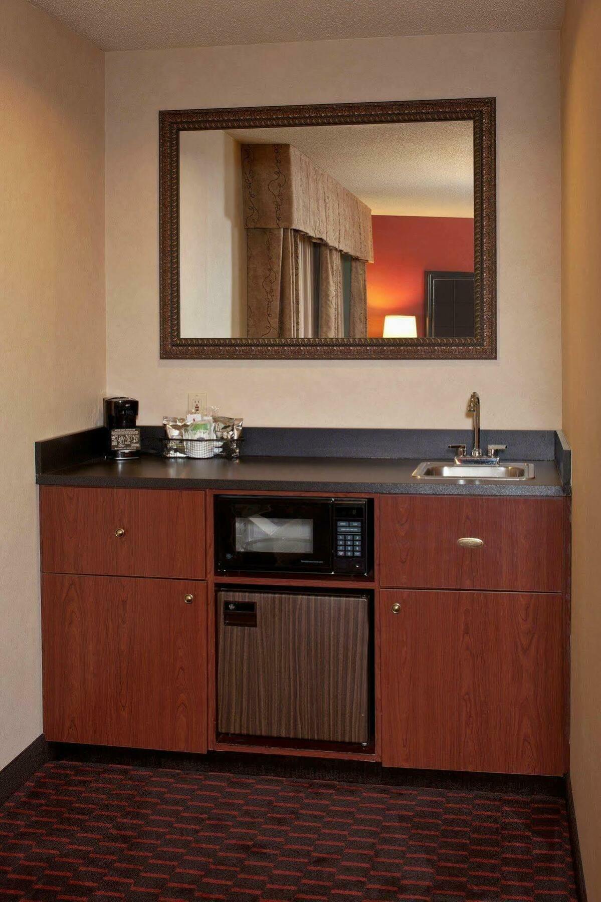 Hampton Inn Mount Pleasant Exteriér fotografie